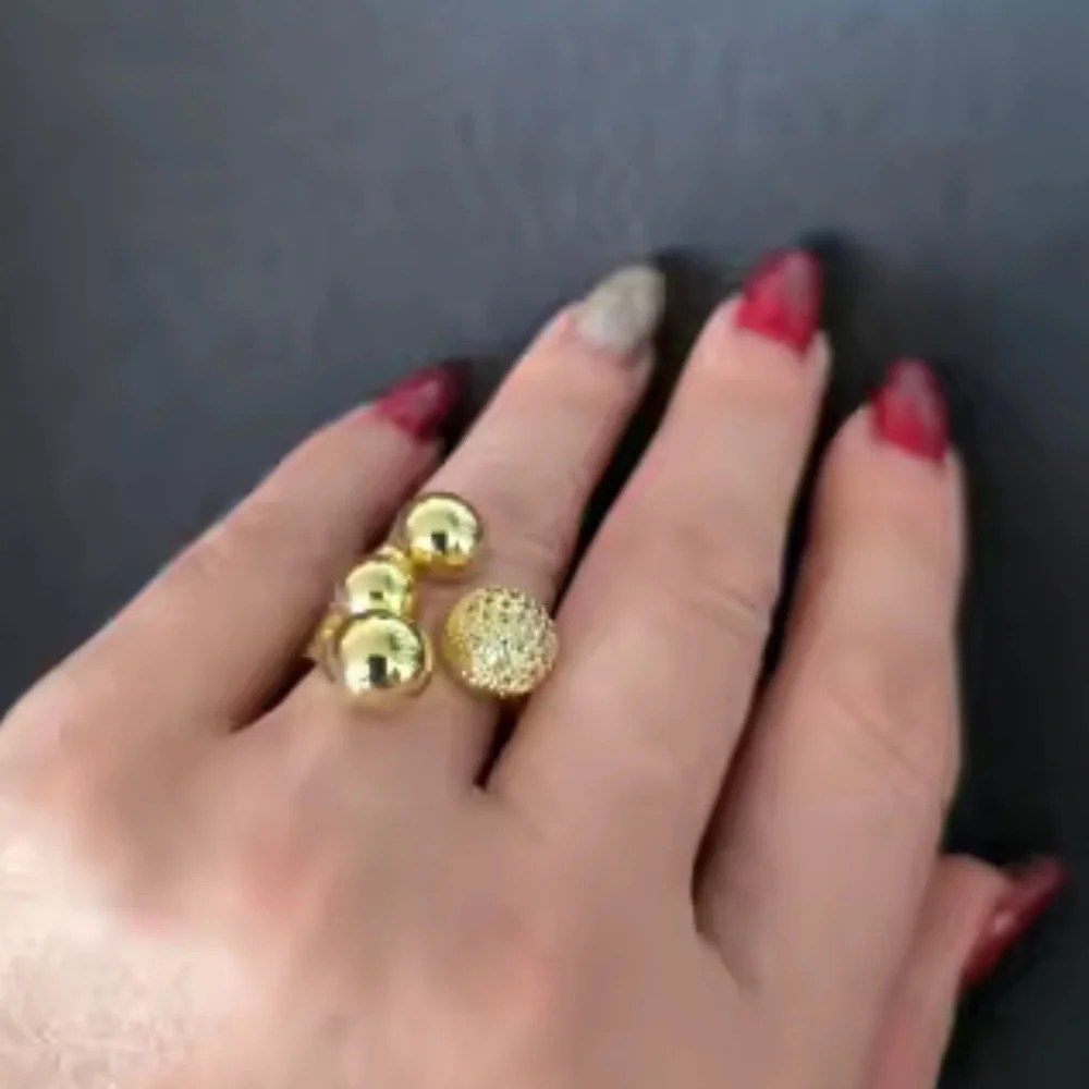 Ball Gold Multi-Sphere Pavé Ring